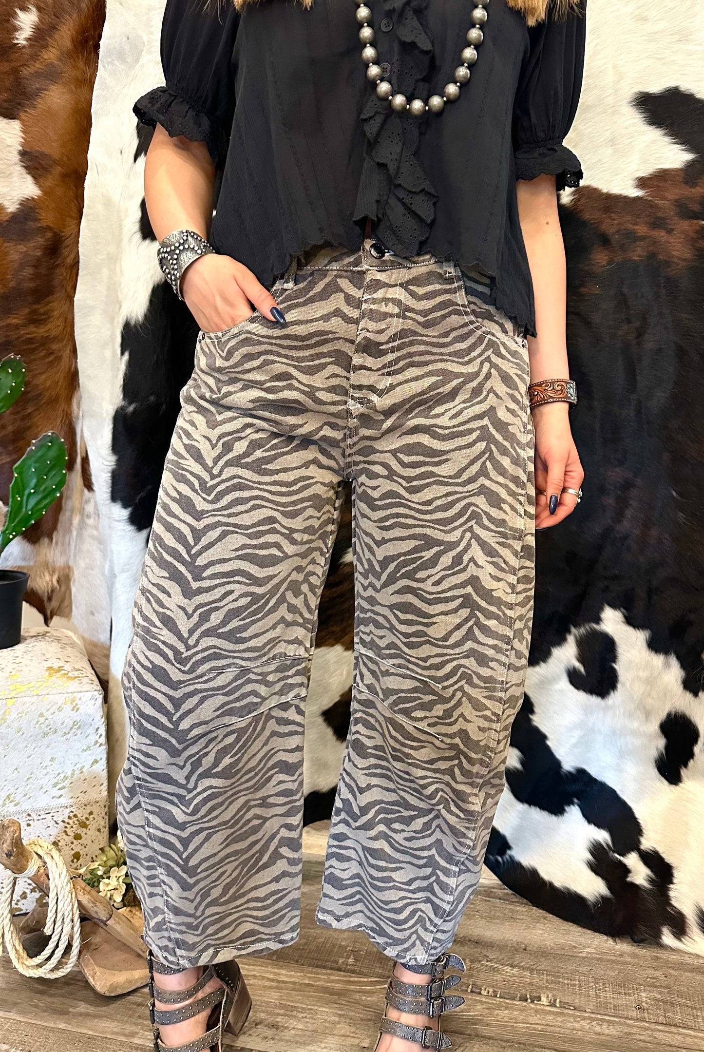 Zebra Barrel Jean