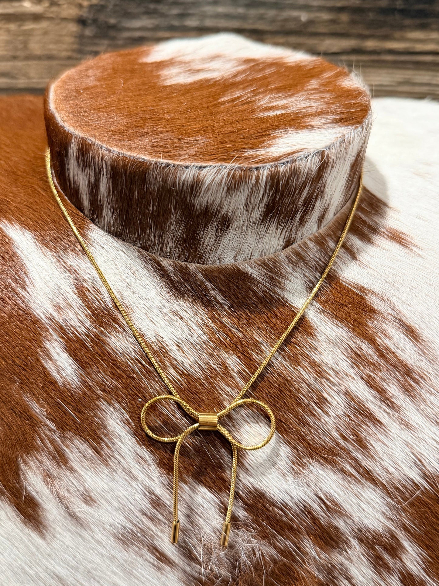Gold Bow Necklace