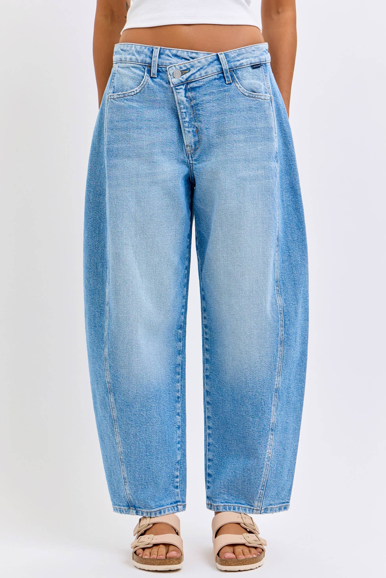 Criss Cross Denim Barrel Jean