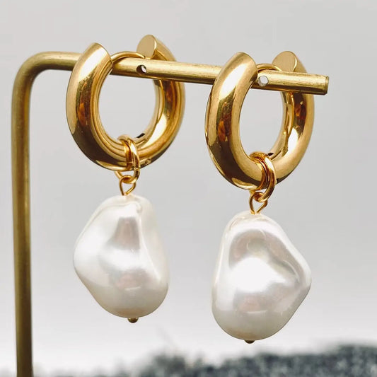 Pearl Charm Pendant 18K Huggie Earring