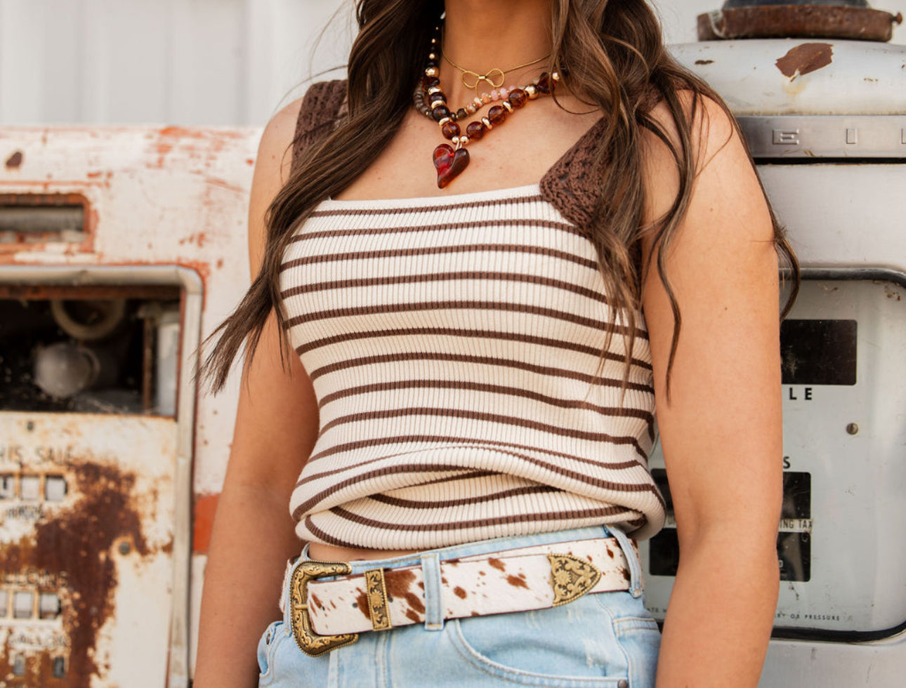 Dainty Gold Bow Necklace