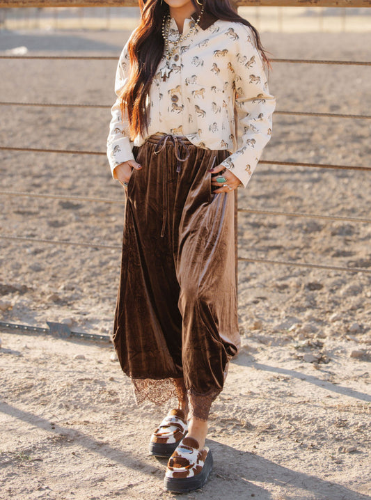 The Viva Velvet Pants