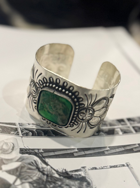 Green Turquoise Stone Cuff
